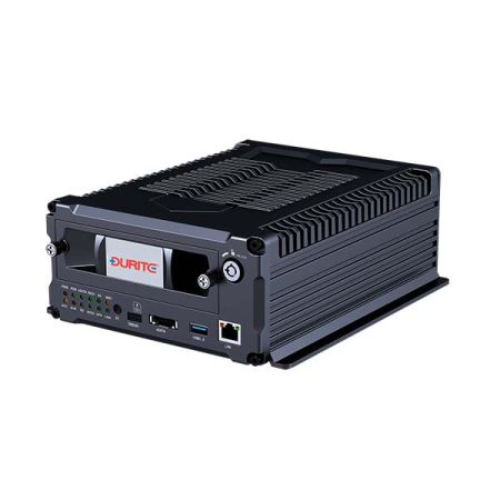 DX5 1080p FHD SSD DVR (8 camera inputs, excl. SSD) - 12/24V