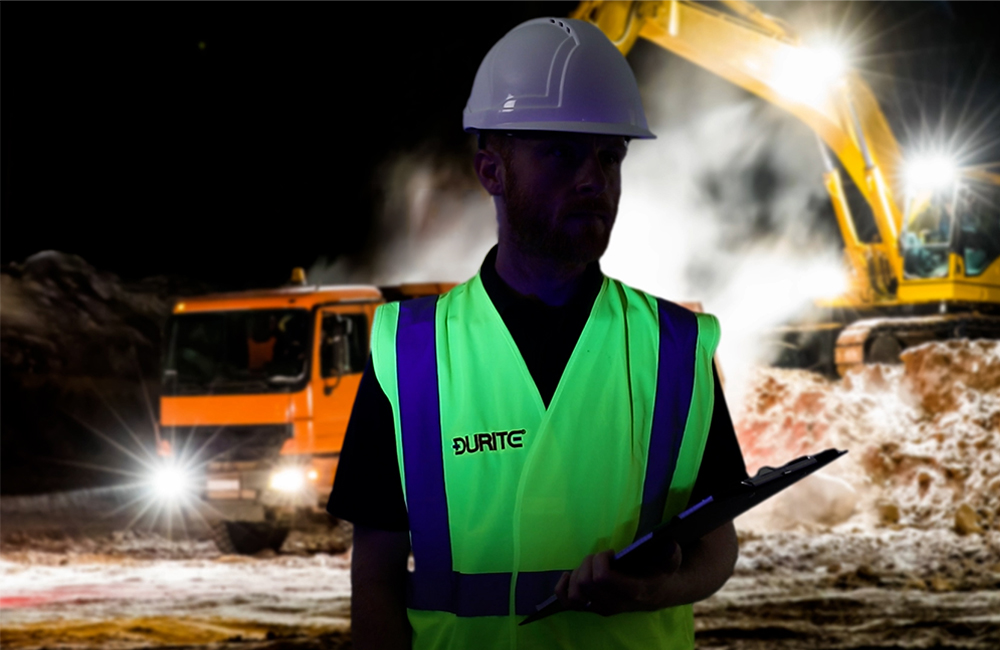 Construction LED Work Lamp with HINVII™ tech. is perfect for construction veicles and sites